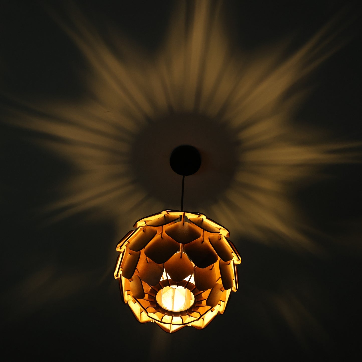 Pendant lamp | Wooden Ceiling lamp | Wooden Hanging lamp | handcrafted | Home decore | Chandelier Light