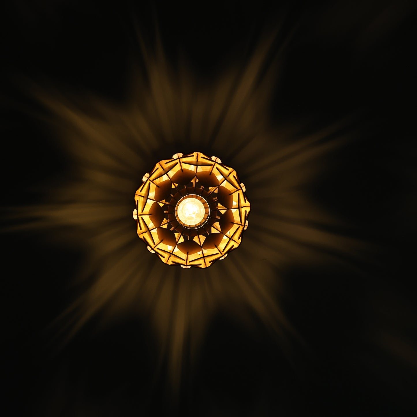 Pendant lamp | Wooden Ceiling lamp | Wooden Hanging lamp | handcrafted | Home decore | Chandelier Light